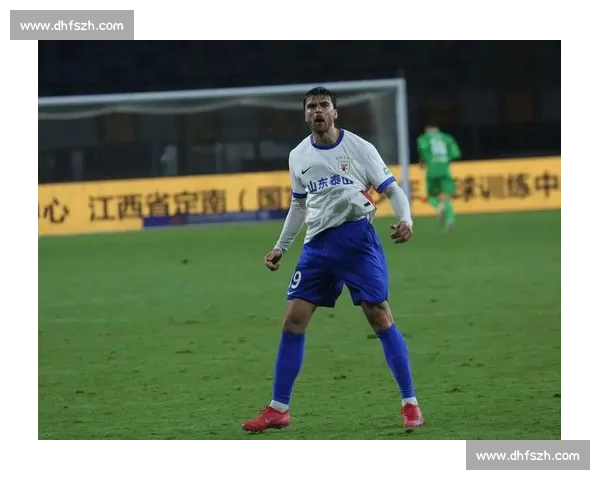 半场结束哨响之后比赛格局悄然生变的关键时刻在中场调整与心理博弈中展开